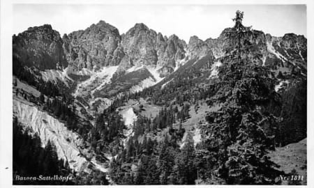 Bazora Sattelköpfe