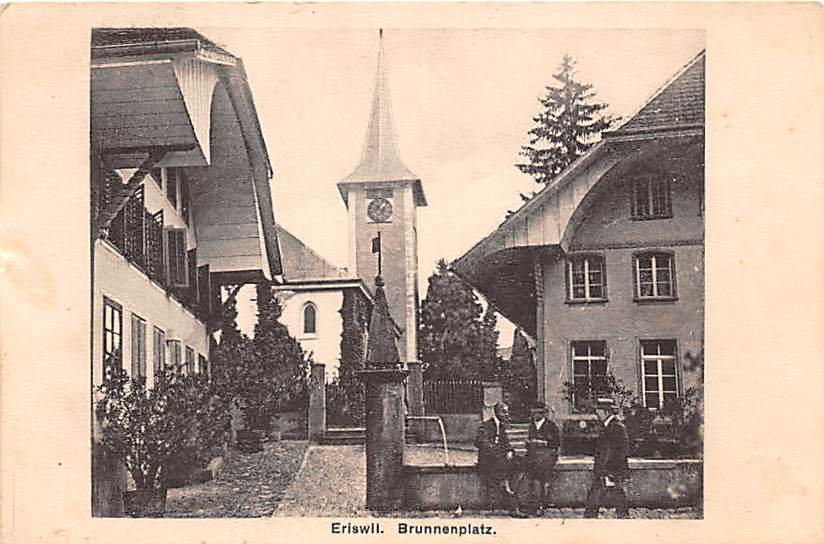 Eriswil, Brunnenplatz, belebt