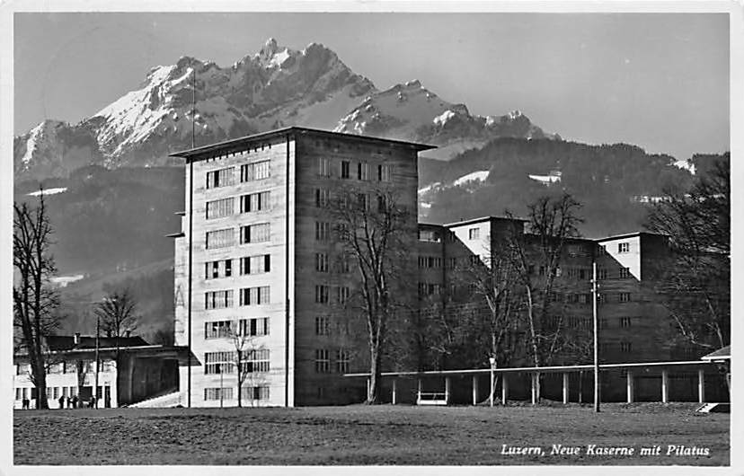 Luzern, Neue Kaserne mit Pilatus