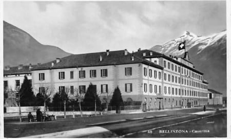 Bellinzona, Caserna