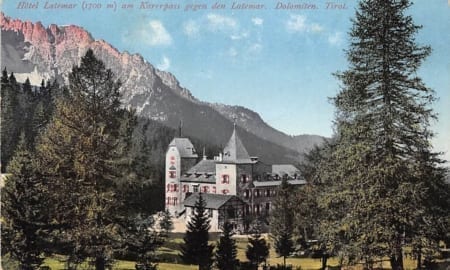Karerpass gegen den Latemar, Hotel Latemar, Tirol