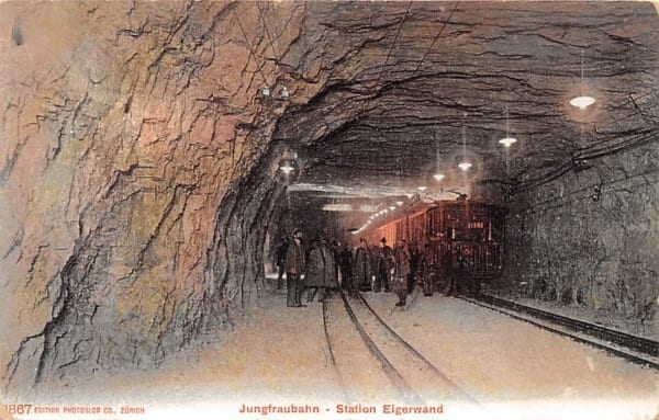 Jungfraubahn, Station Eigerwand, Zug