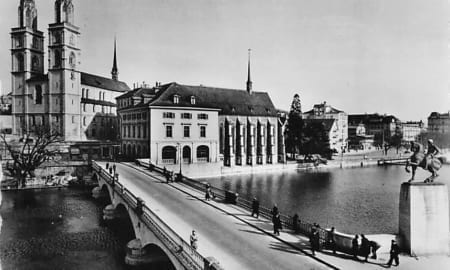 Zürich, Helmhausbrücke mit Waldmanndenkmal