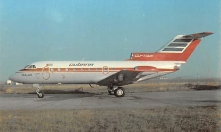 Yakovlev 40, Cubana