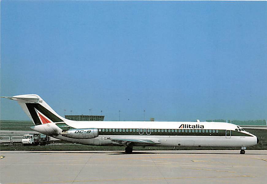 Douglas DC-9-30, Alitalia, Paris-Orly