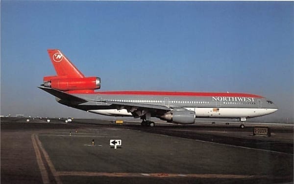 Douglas DC-10-40, Northwest Airlines