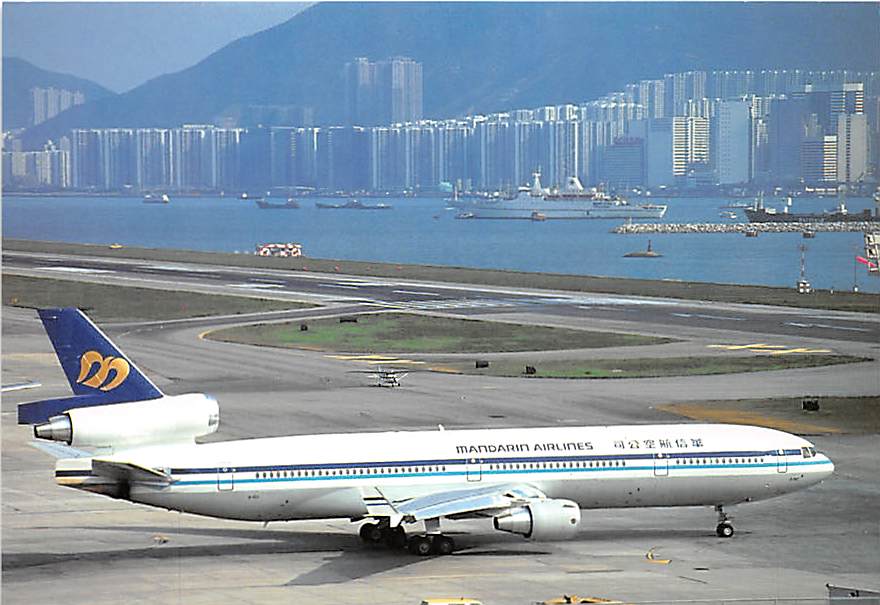 MD-11, Mandarin Airlines, Hong Kong