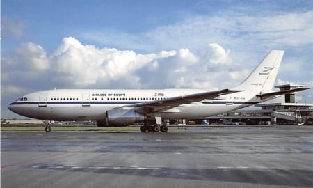 Airbus A300 B4, Airline of Egypt, Schiphol Airport