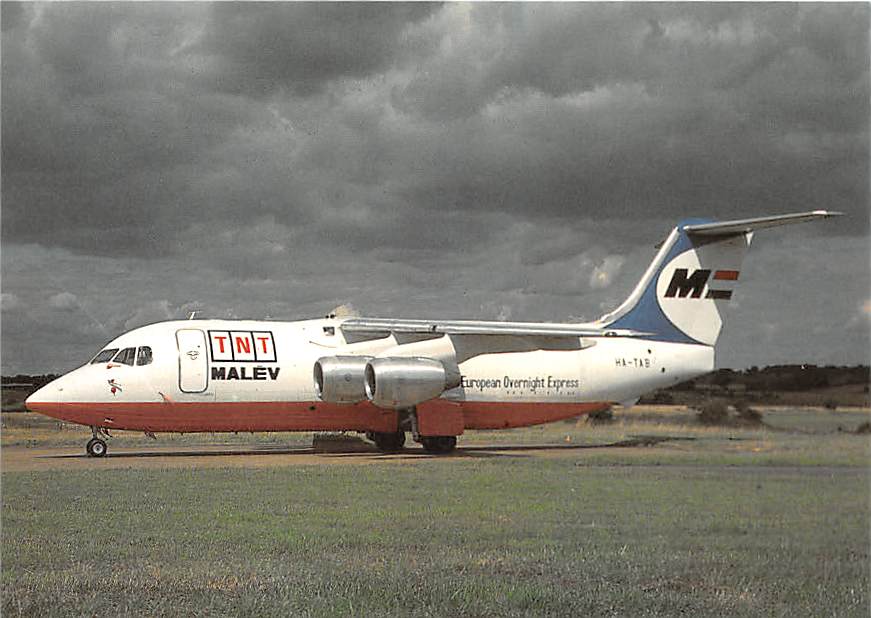 BAe 146-200, Malev TNT