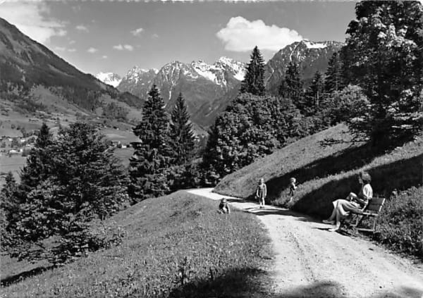 Klosters, Rütipromenade und Silvrettagruppe