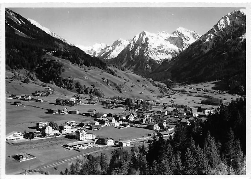 Klosters, mit Silvrettagruppe