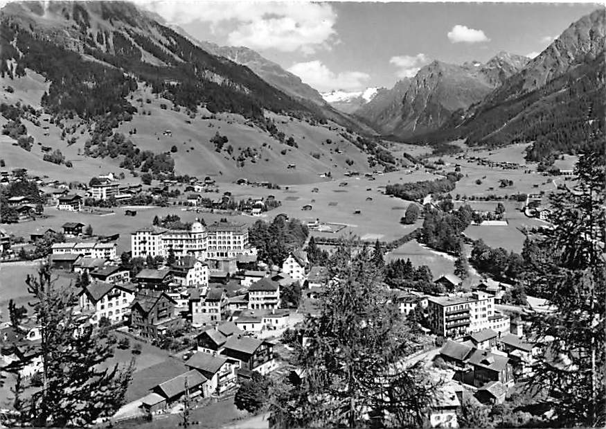 Klosters, mit Silvrettagruppe