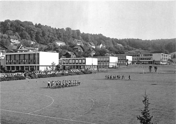 Zofingen, Moderne Anlage der Bezirksschule