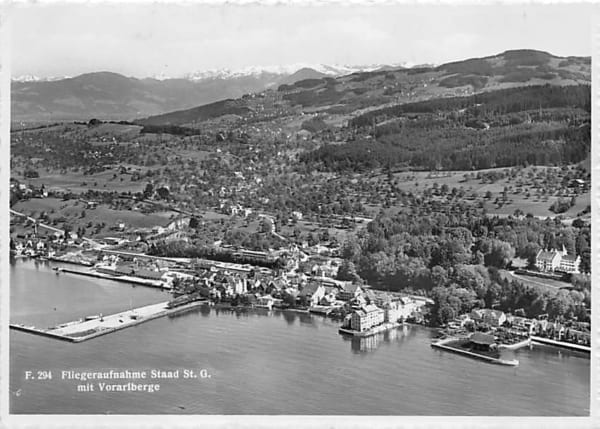 Staad, Fliegeraufnahme mit Vorarlberge