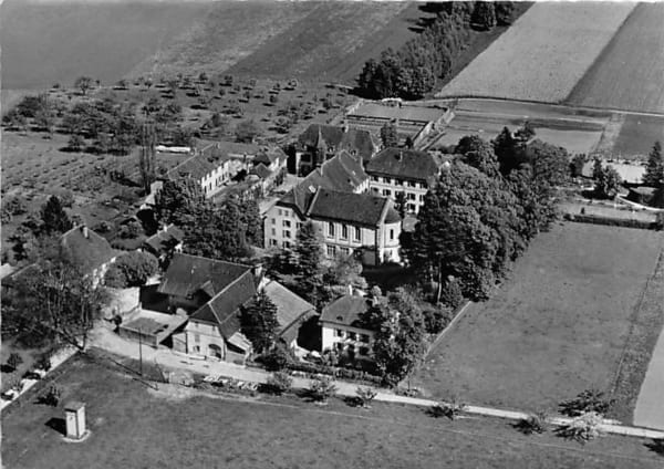 Neuenburg, Institut Montmirail