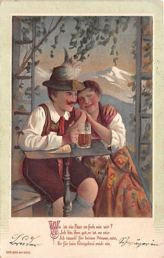 Frau und Mann mit Bier