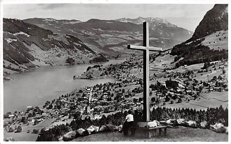 Lungern, Bergkreuz mit Pilatus