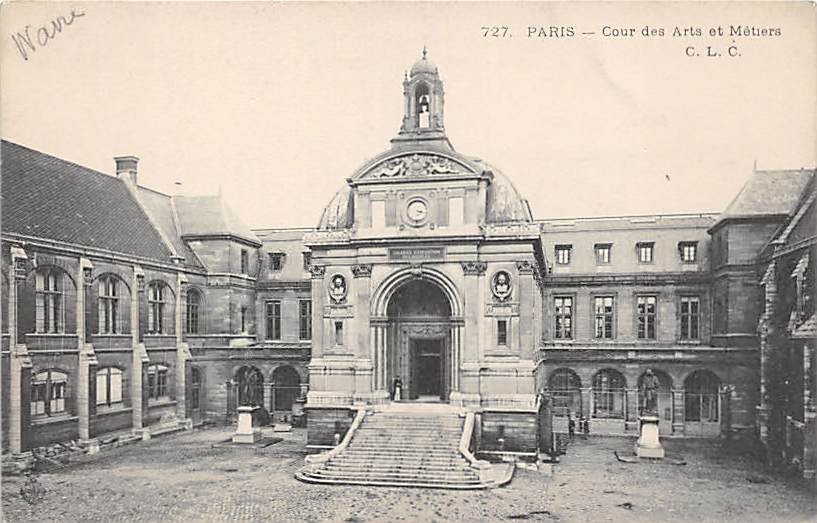 Paris, Cour des Arts et Metiers