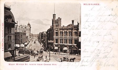 WI - Milwaukee, West Water St. North from Grand Ave.