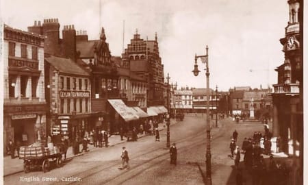 Carlisle, English Street, belebt