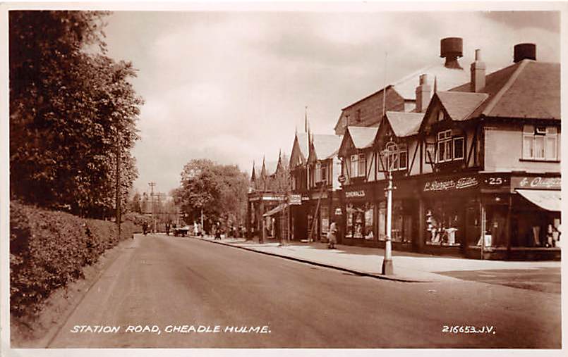 Cheadle Hulme, Station Road