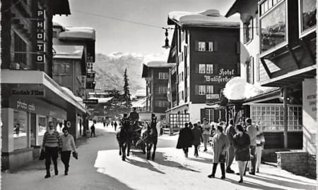 Zermatt, Dorfstrasse, Pferdekutsche