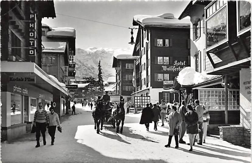 Zermatt, Dorfstrasse, Pferdekutsche