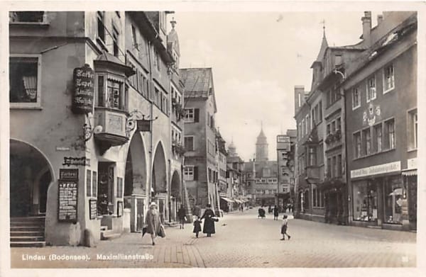 Lindau, Maximilianstrasse, belebt