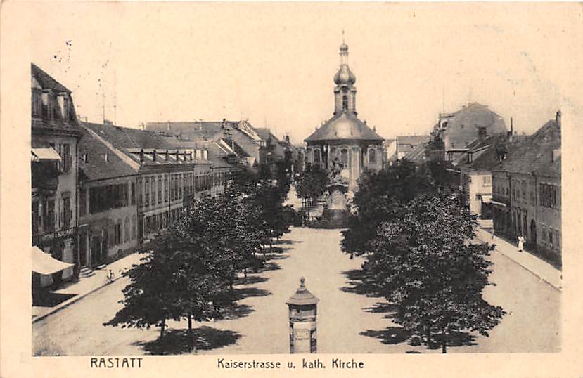 Rastatt, Kaiserstrasse und kath. Kirche