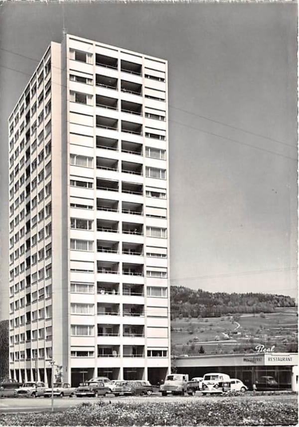 Reinach AG, Hochhaus