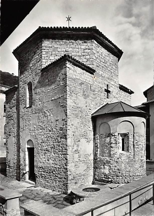 Riva San Vitale, Battistero secolo V