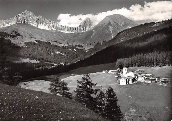Rona, Oberhalbstein gegen Piz Mitgel und Tinzenhorn