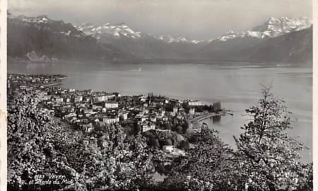 Vevey, et Dents du Midi