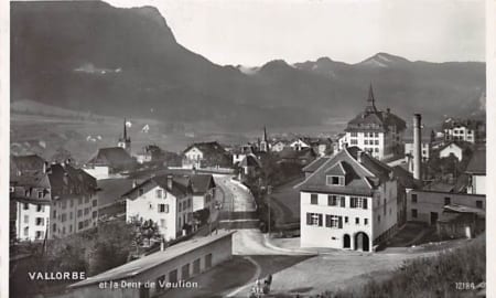 Vallorbe, et la Dent de Vaulion