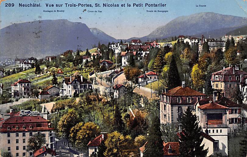 Neuenburg, Neuchâtel, Vue sur Trois-Portes, St. Nicolas et le Pe
