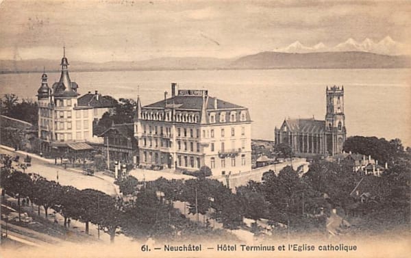 Neuenburg, Neuchâtel, Hotel Terminus et l'Eglise catholique