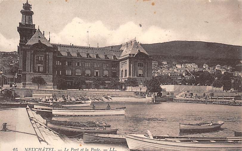 Neuenburg, Neuchâtel, Le Port et la Poste