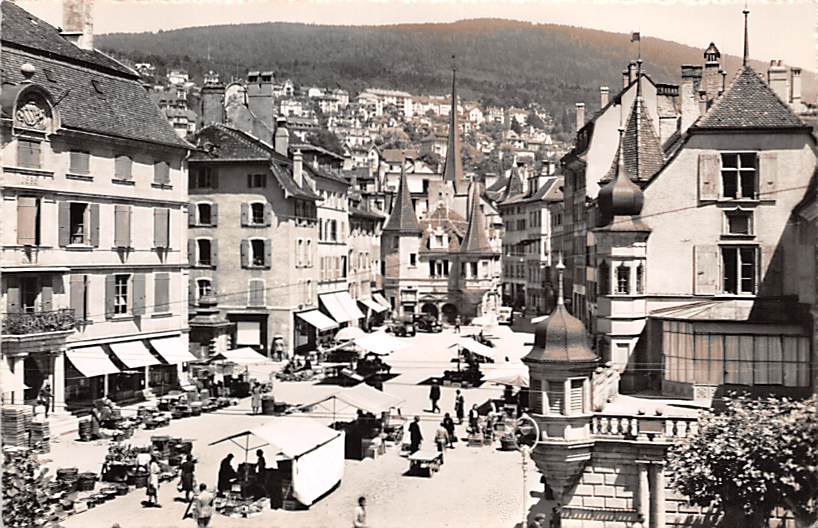Neuenburg, Neuchâtel, Place des Halles