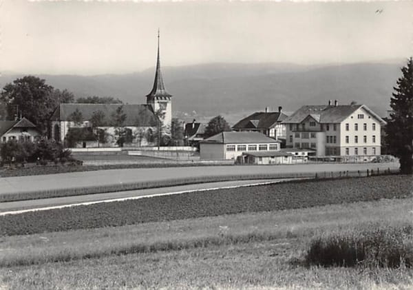 Jugenstorf, Kirche und Schulhaus