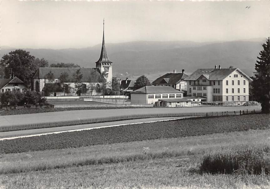 Jugenstorf, Kirche und Schulhaus