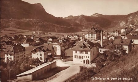 Vallorbe, et la Dent de Vaulion