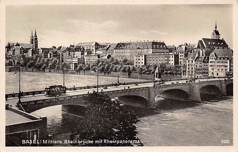 Basel, Mittlere Rheinbrücke mit Rheinpanorama