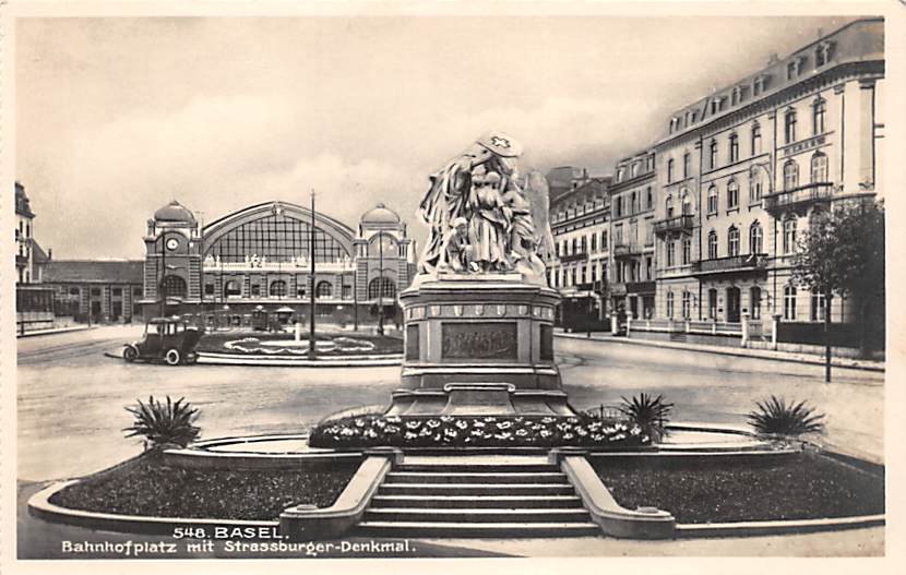 Basel, Bahnhofplatz mit Strassburger-Denkmal
