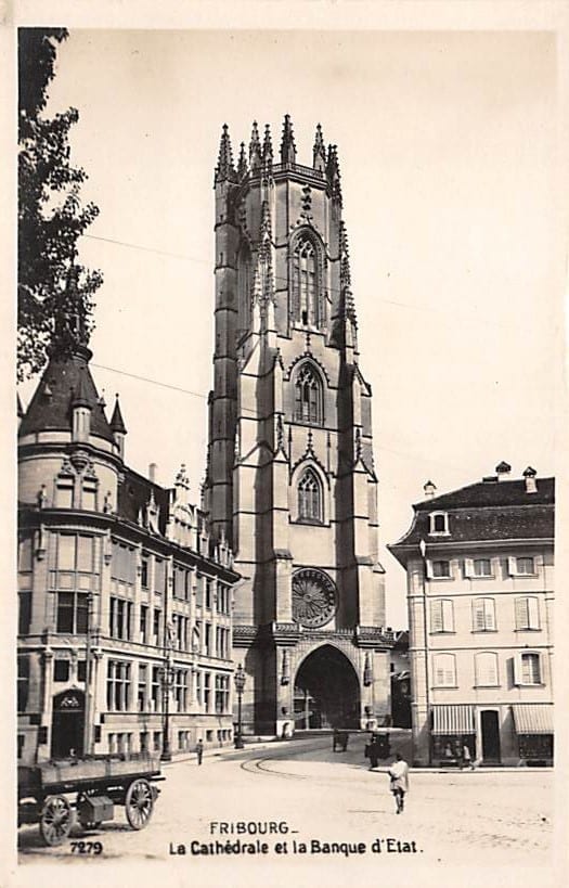 Freiburg, La Cathédrale et la Banque d'Etat