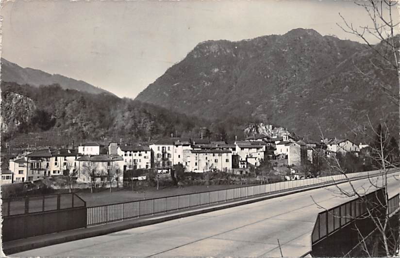 Taverne, Panorama