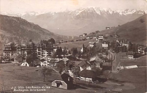 Les Avants, et les montagnes de la Savoie