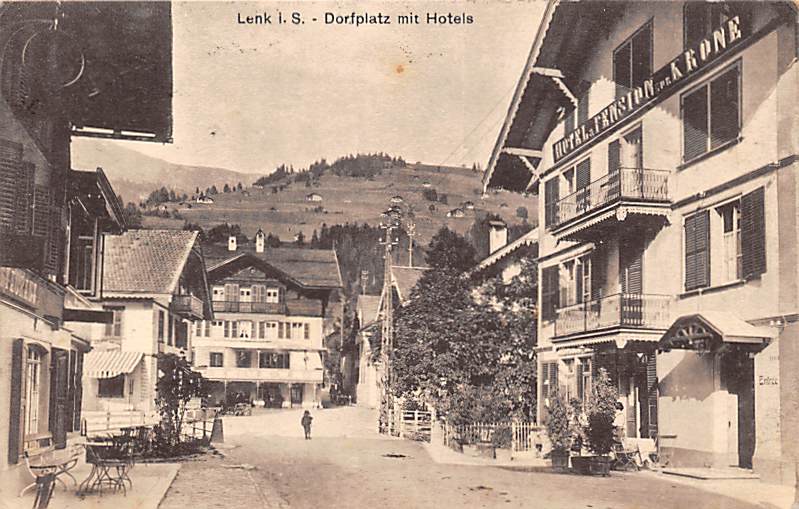 Lenk i. S., Dorfplatz mit Hotels