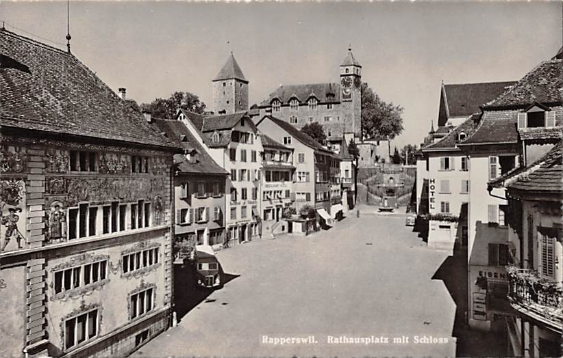Rapperswil, Rathausplatz mit Schloss
