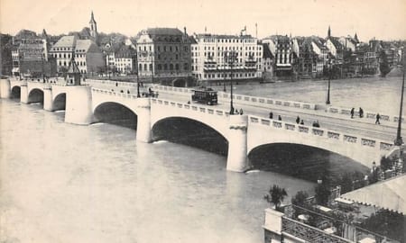 Basel, Mittlere Rheinbrücke