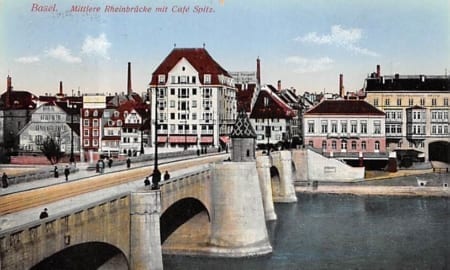 Basel, Mittlere Rheinbrücke mit Cafe Spitz